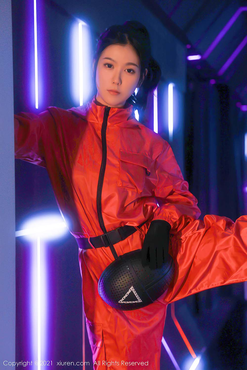 [Xiuren秀人网] NO.4266 超时空色彩视觉魅惑体验 李雅柔182CM预览图 3