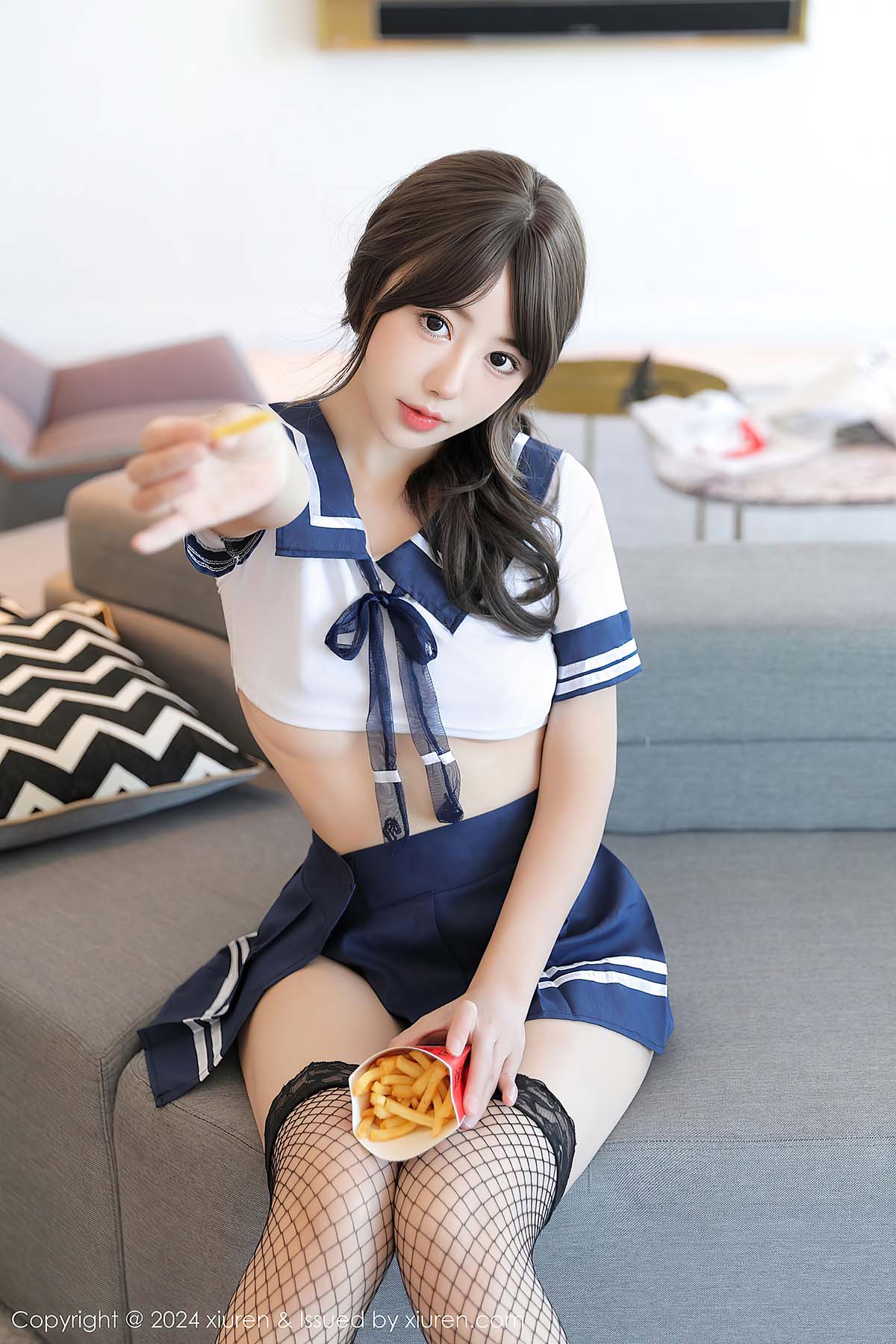 [Xiuren秀人网] NO.9238 桃妖夭预览图 2