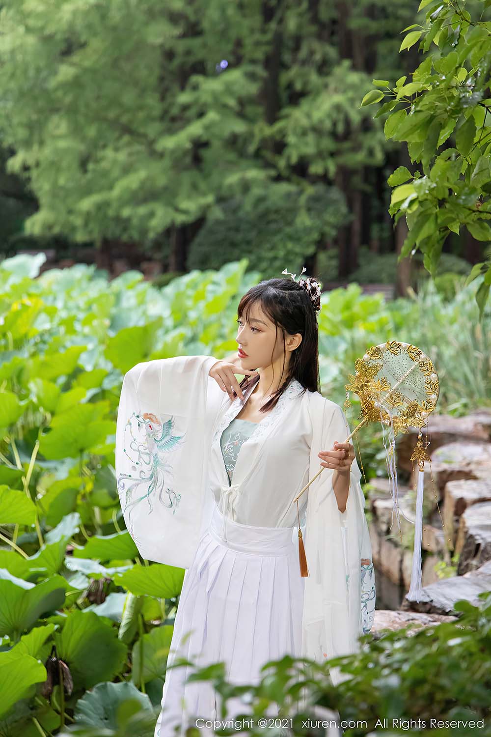 [Xiuren秀人网] NO.4344 白色古装服饰装扮 西门小玉预览图 3