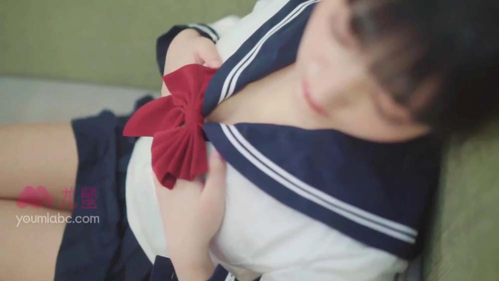 [YouMi尤蜜]视频 NO.821 校服的裙摆 尹兒
