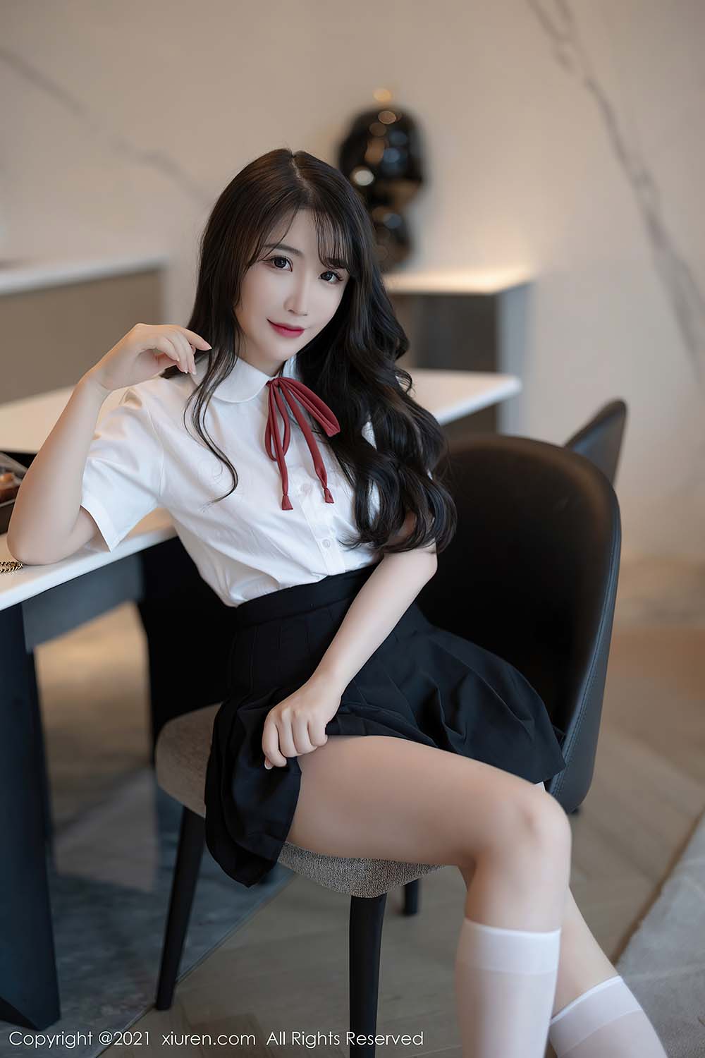 [Xiuren秀人网] NO.3960 Cherry绯月樱预览图 3