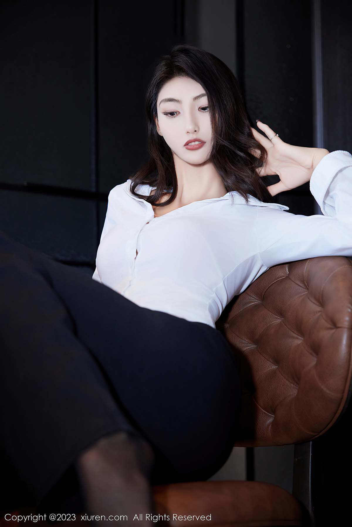 [Xiuren秀人网] NO.7692 lingyu69