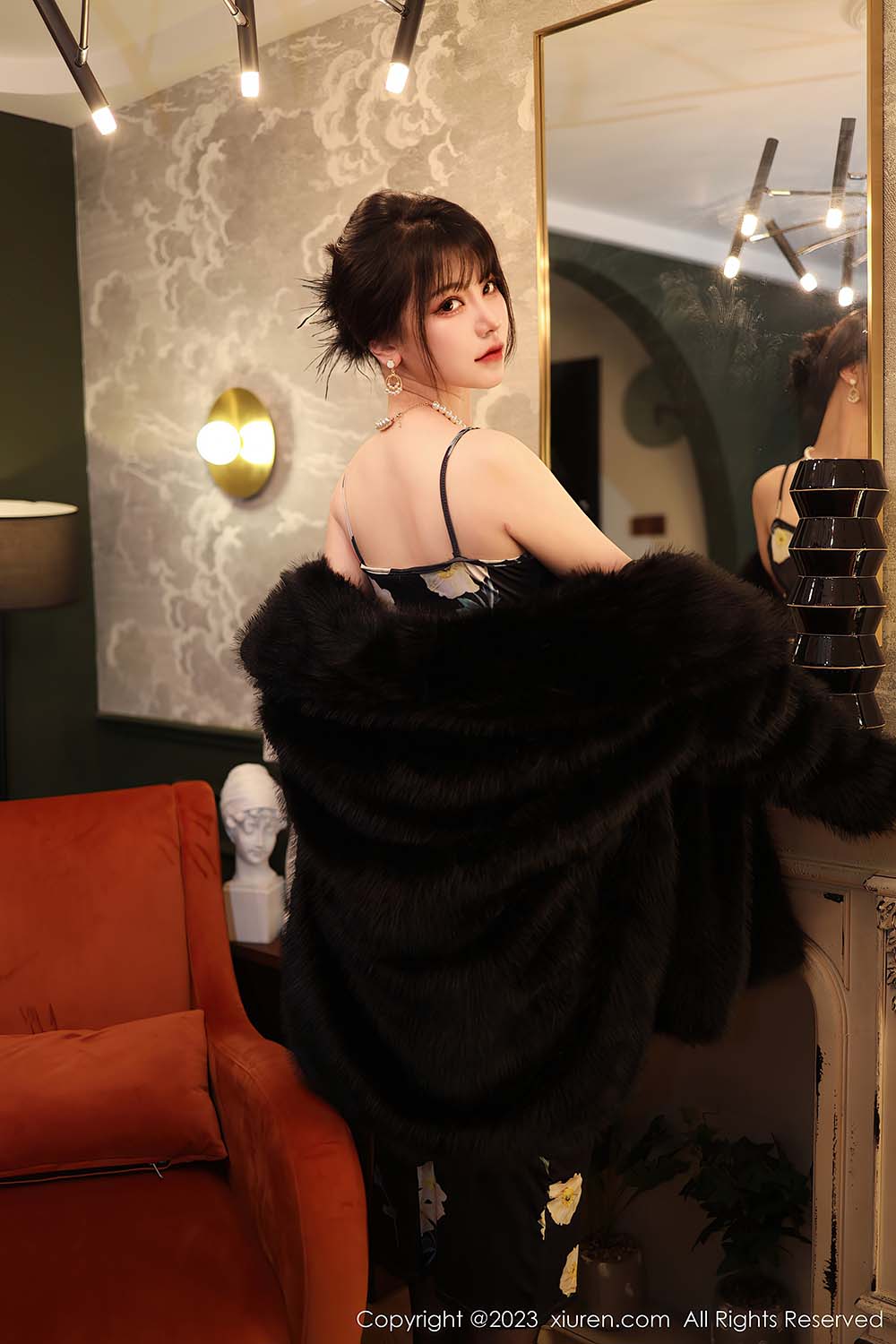 [Xiuren秀人网] NO.6220 桃桃子_预览图 2