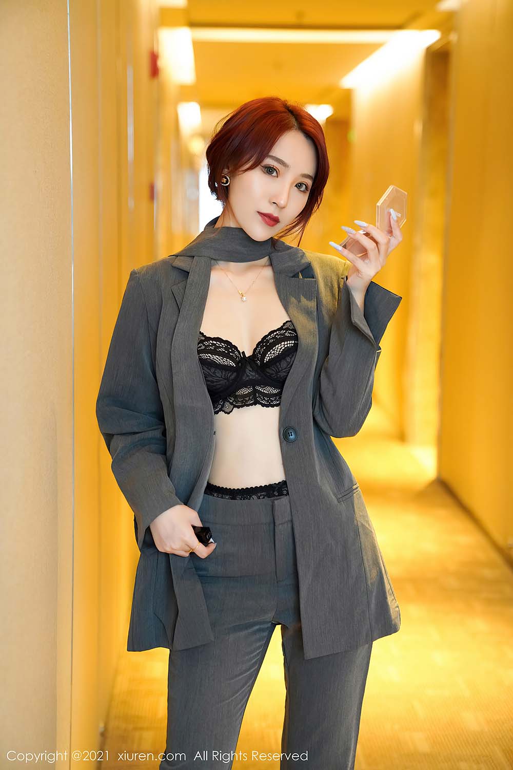 [Xiuren秀人网] NO.3368 周慕汐baby预览图 2