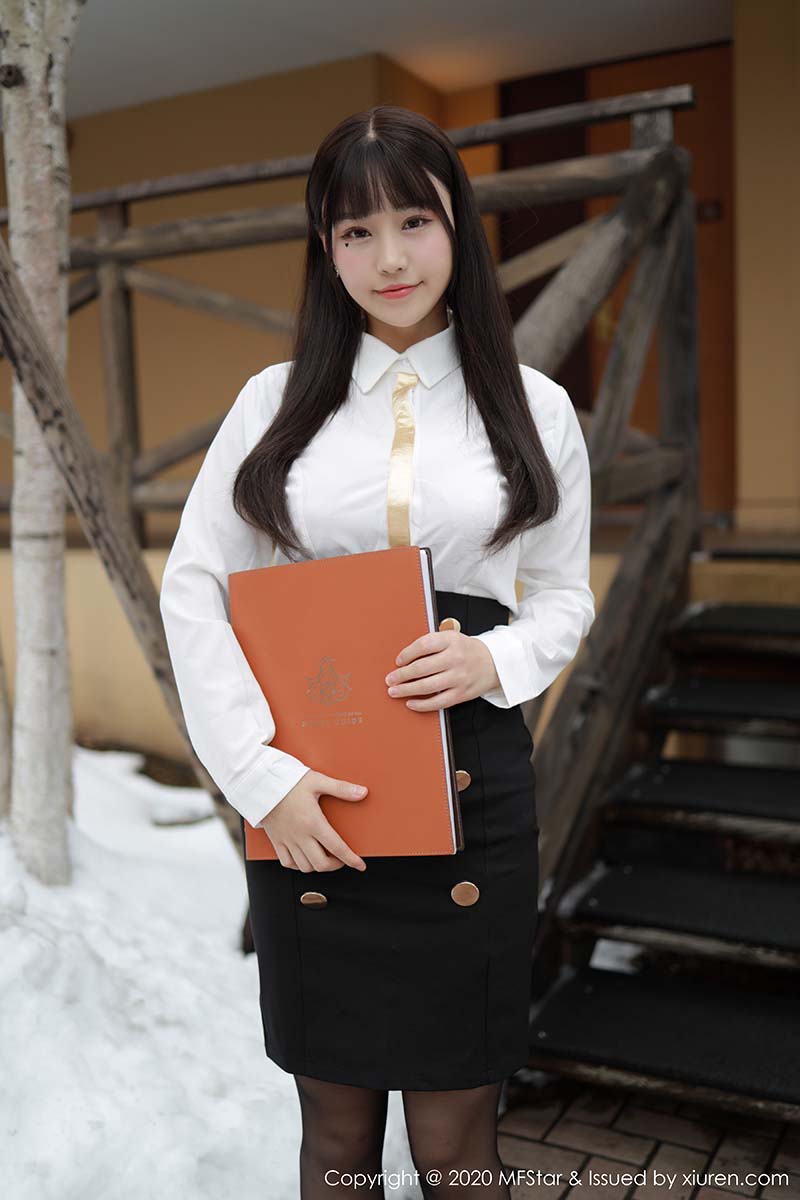 [MFStar模范学院]MF20200215VOL0267 VOL.267 变身酒店客房经理 朱可儿Flower