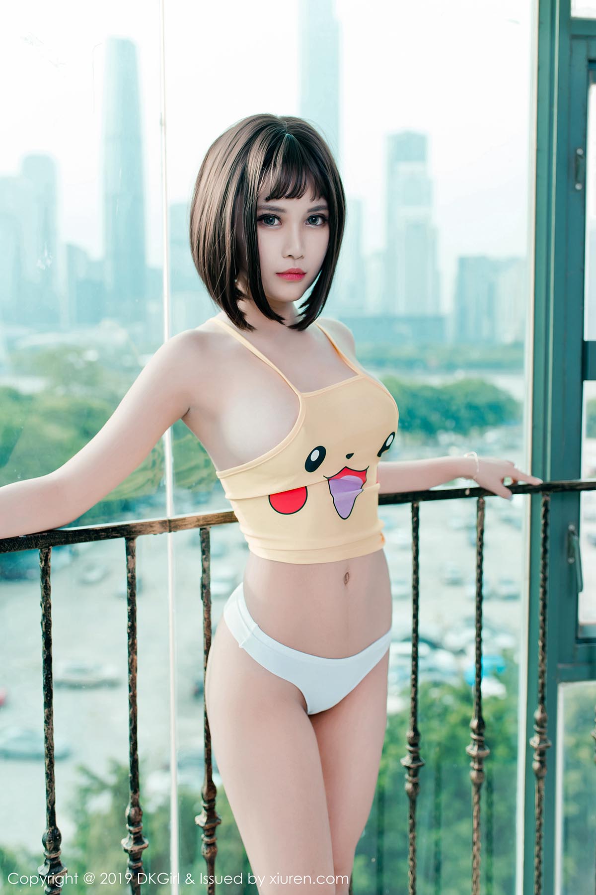 [DKGirl御女郎]DK20190614VOL0106 VOL.106 巨乳童颜演俏皮性感服饰 萌宝儿BoA预览图 2
