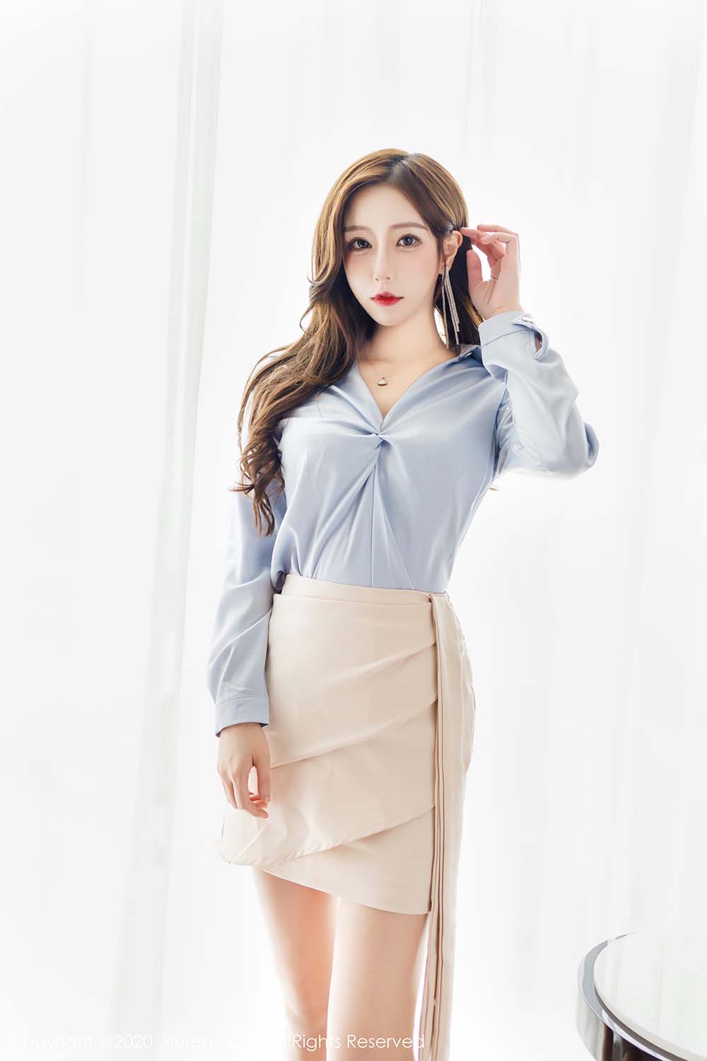 [Xiuren秀人网]XR20200504N02212 NO.2212 丽质美人 LindaLinda预览图 2