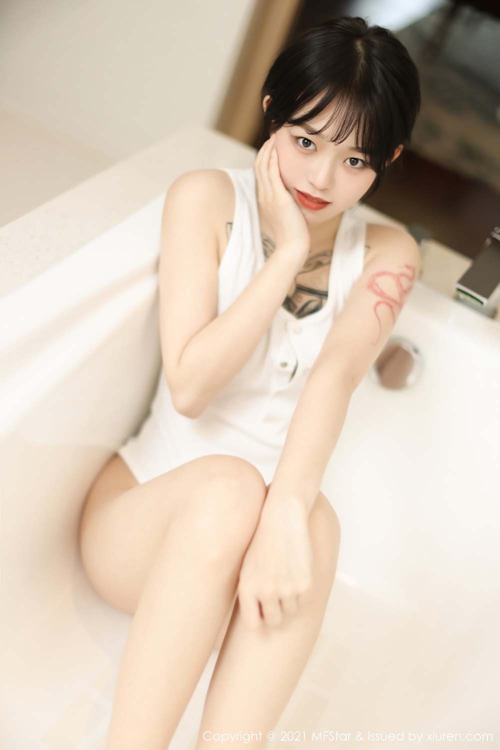 [MFStar模范学院] VOL.496 奶瓶子预览图 2