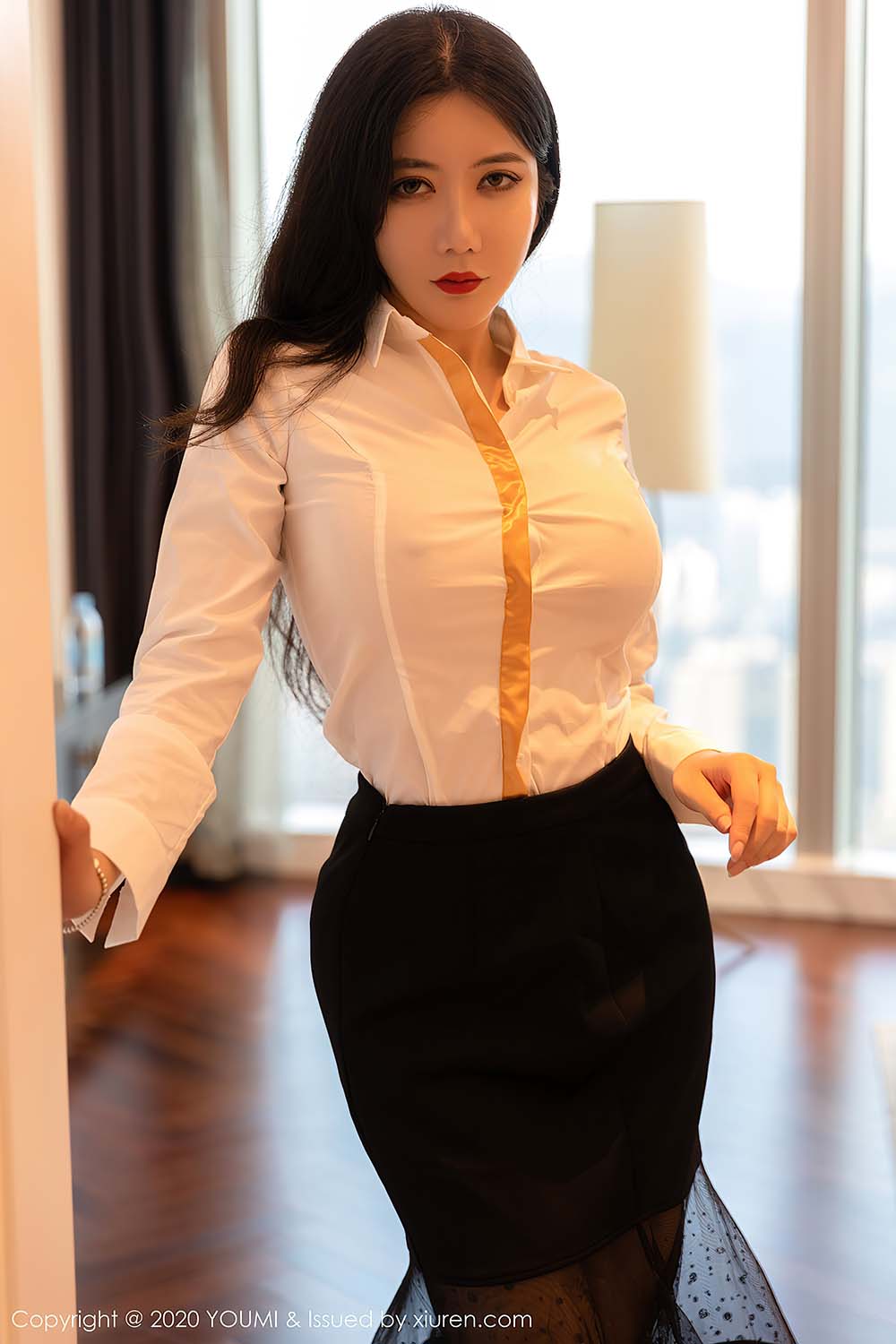 [YouMi尤蜜荟]YMH20201228VOL0579 VOL.579 心妍小公主预览图 3