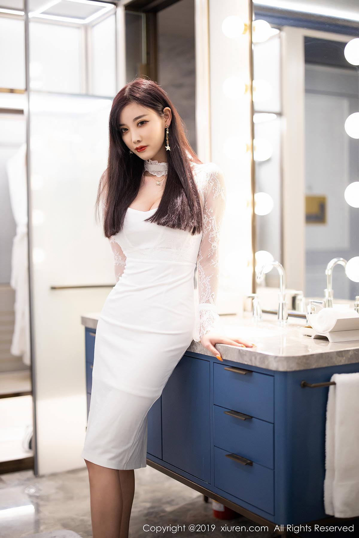 [Xiuren秀人网]XR20191226N01884 NO.1884 极致穿透力的视觉魅惑 杨晨晨sugar