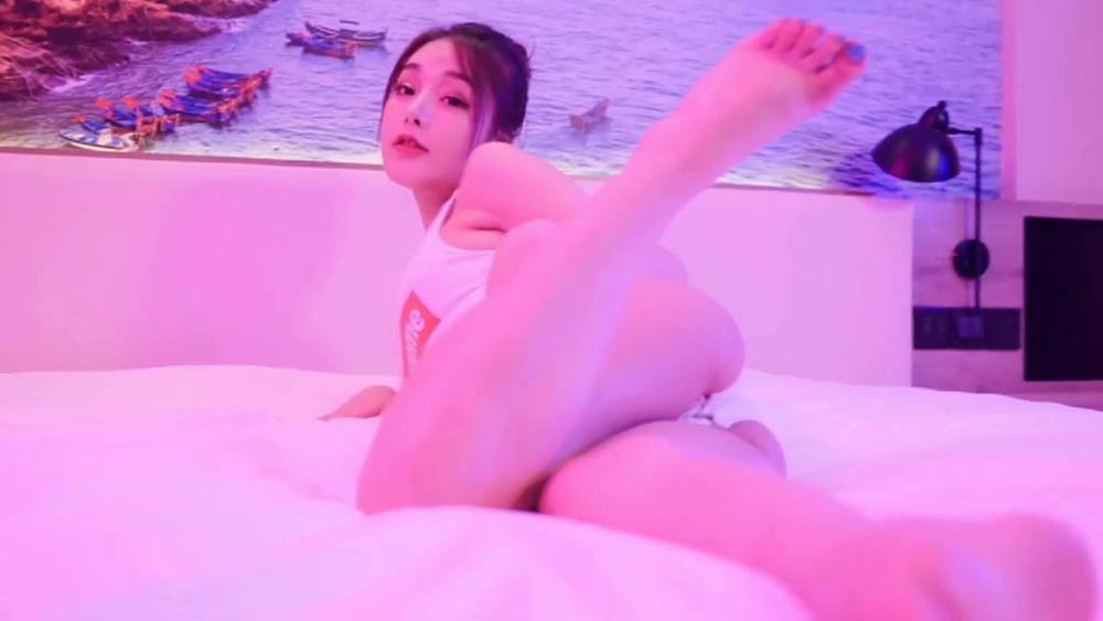[YouMei尤美]视频 NO.344 酒心蜜桃 陈圆圆预览图 2