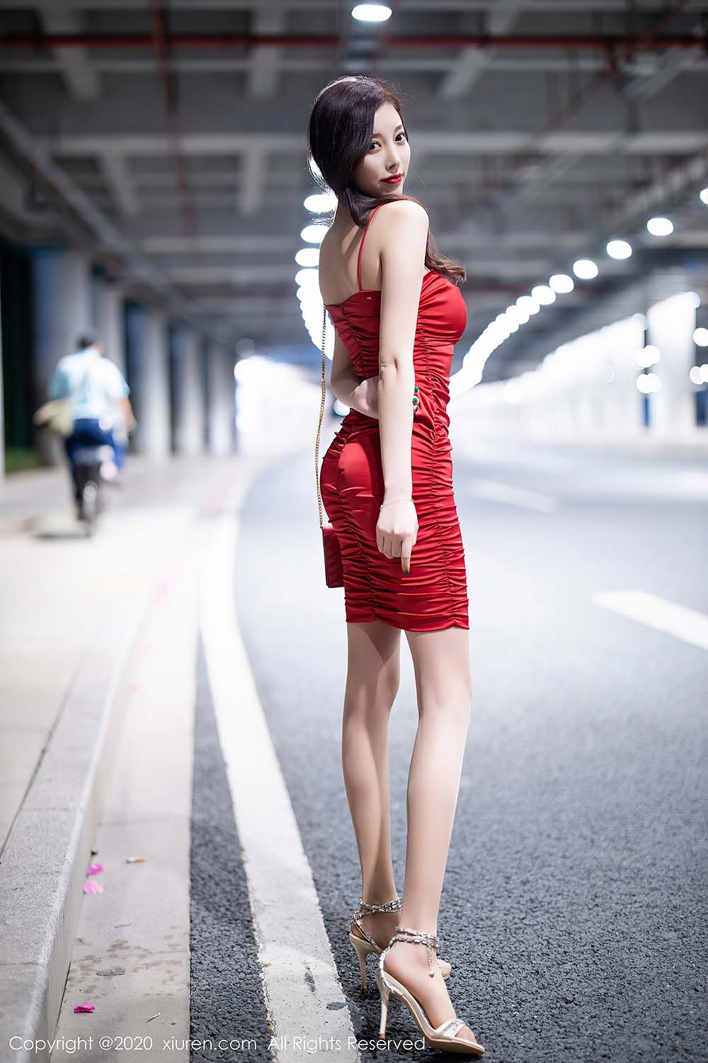 [Xiuren秀人网]XR20200901N02514 NO.2514 杨晨晨sugar预览图 2