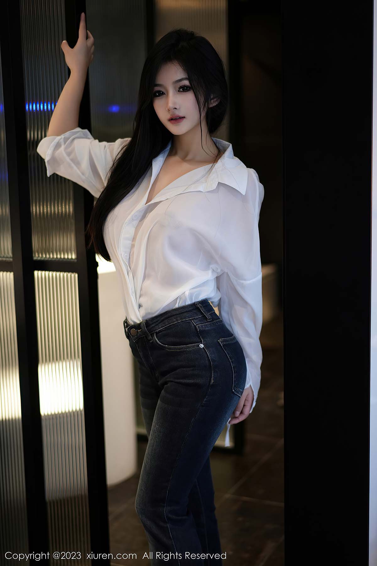 [Xiuren秀人网] NO.7645 谭小灵预览图 2