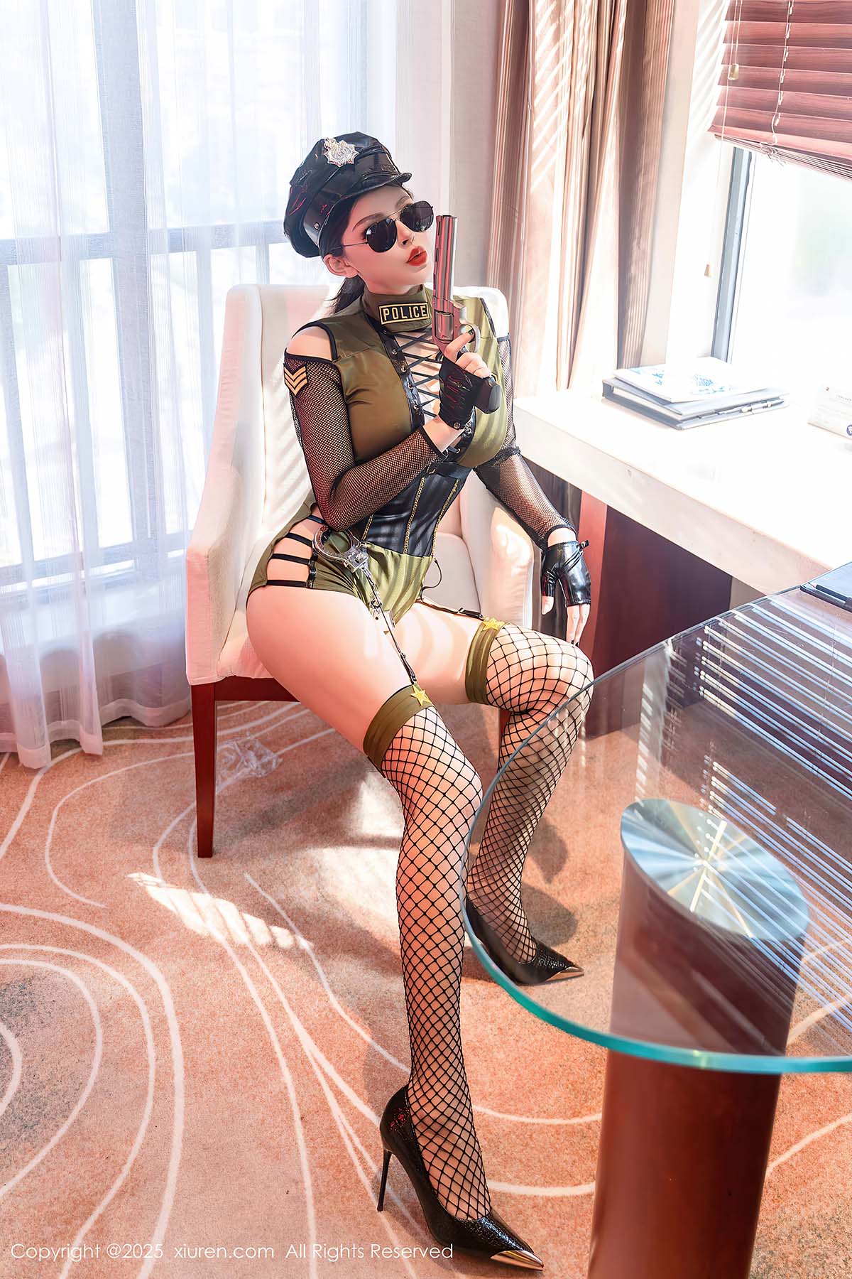 [Xiuren秀人网] NO.10064 伊丽莎有点白