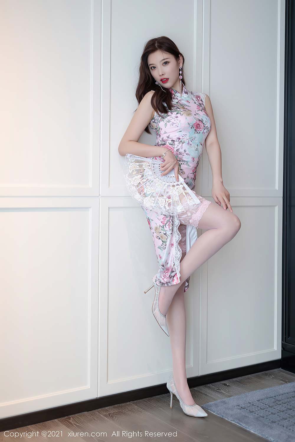 [Xiuren秀人网] NO.3461 杨晨晨Yome预览图 3