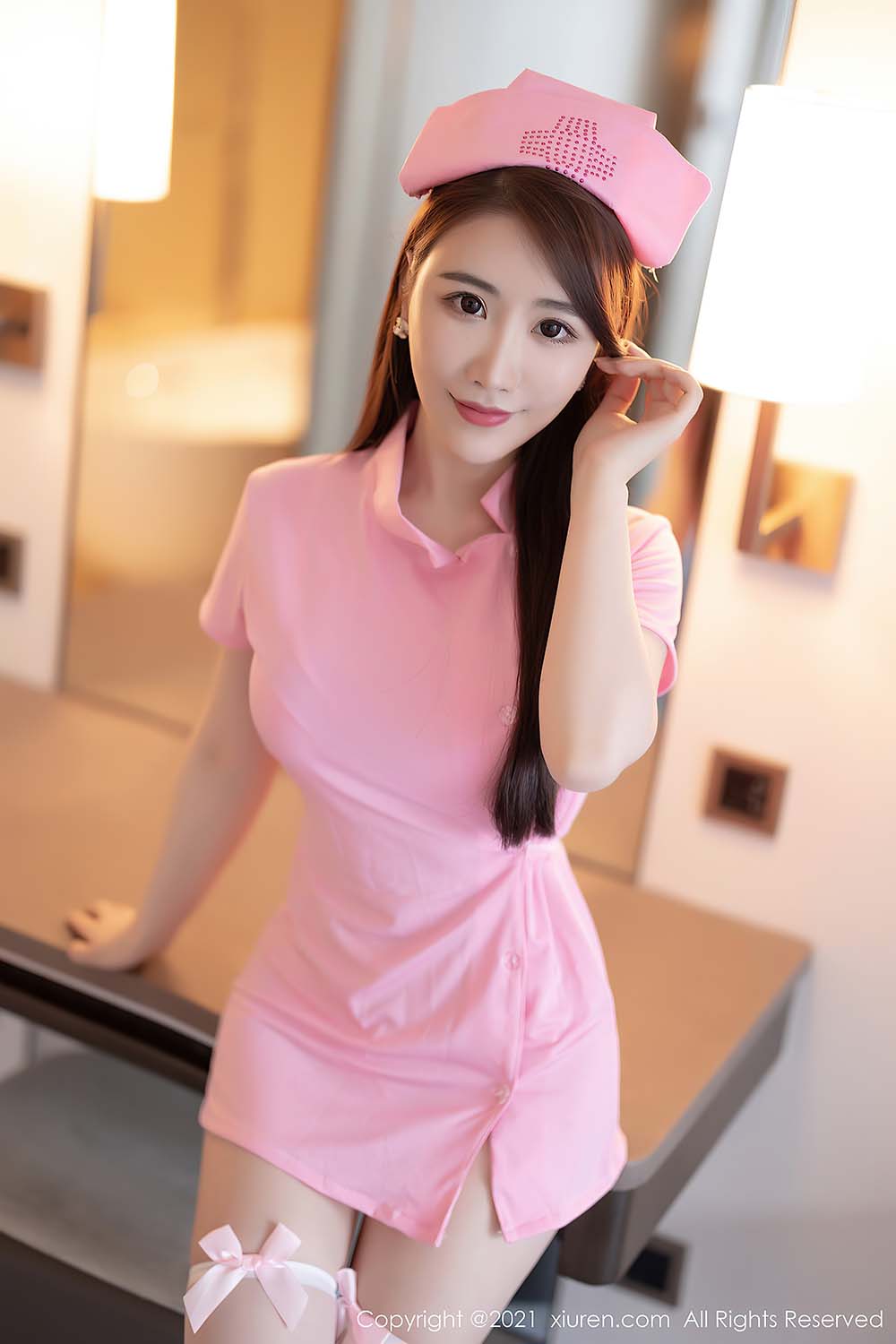 [Xiuren秀人网] NO.3698 Cherry绯月樱预览图 3