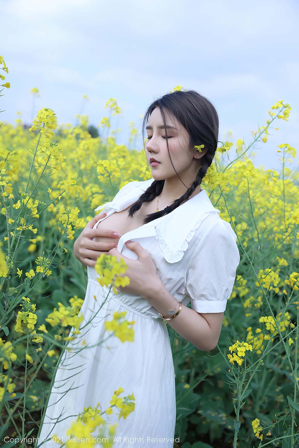 [Xiuren秀人网] NO.3276 夏西CiCi预览图 3