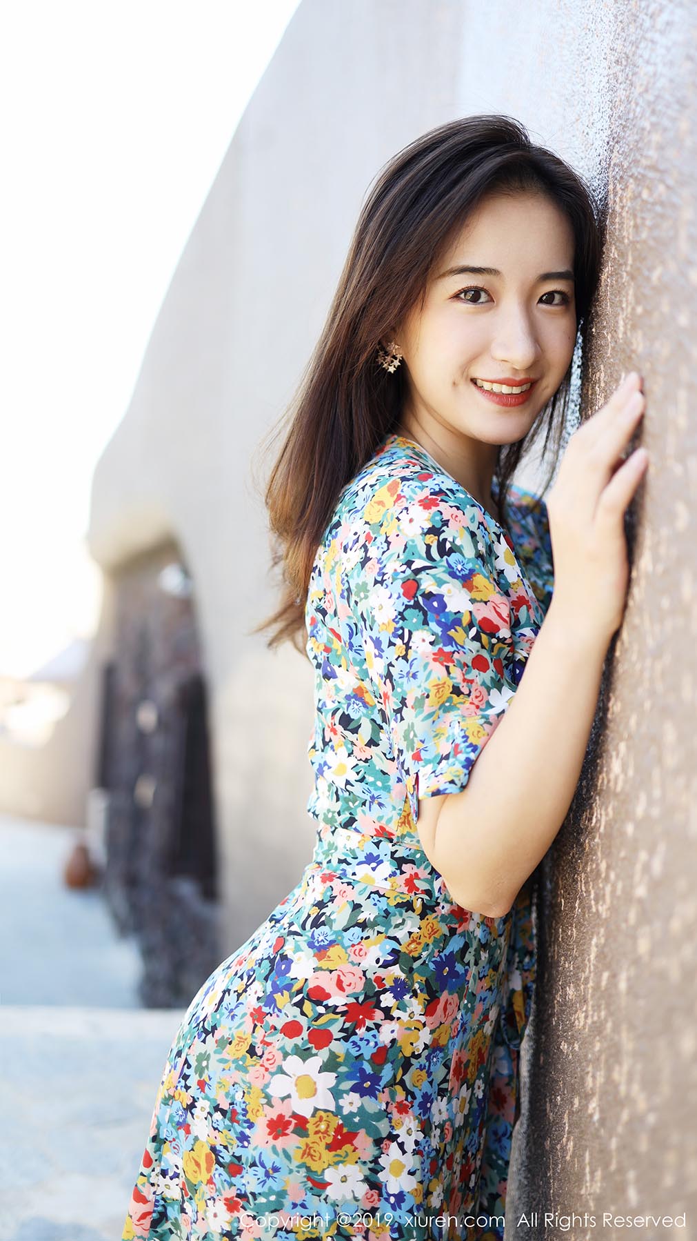 [Xiuren秀人网]XR20190823N01641 No.1641 气质新人模特 艺儿伢哟预览图 2