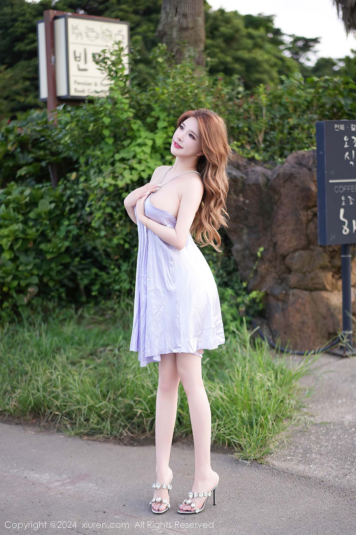 [Xiuren秀人网] NO.8009 小海臀Rena
