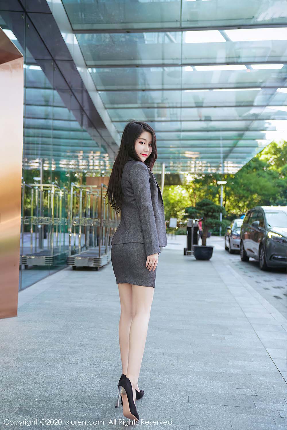 [Xiuren秀人网]XR20201009N02628 NO.2628 美七Mia预览图 2