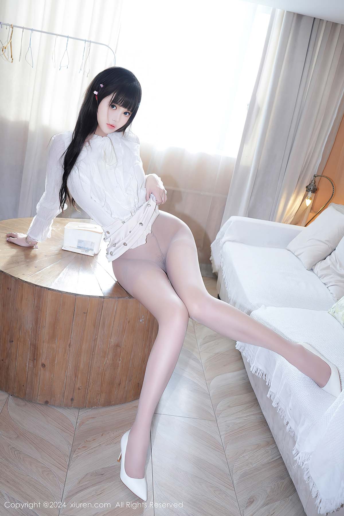 [Xiuren秀人网] NO.9142 小兔纯纯预览图 2