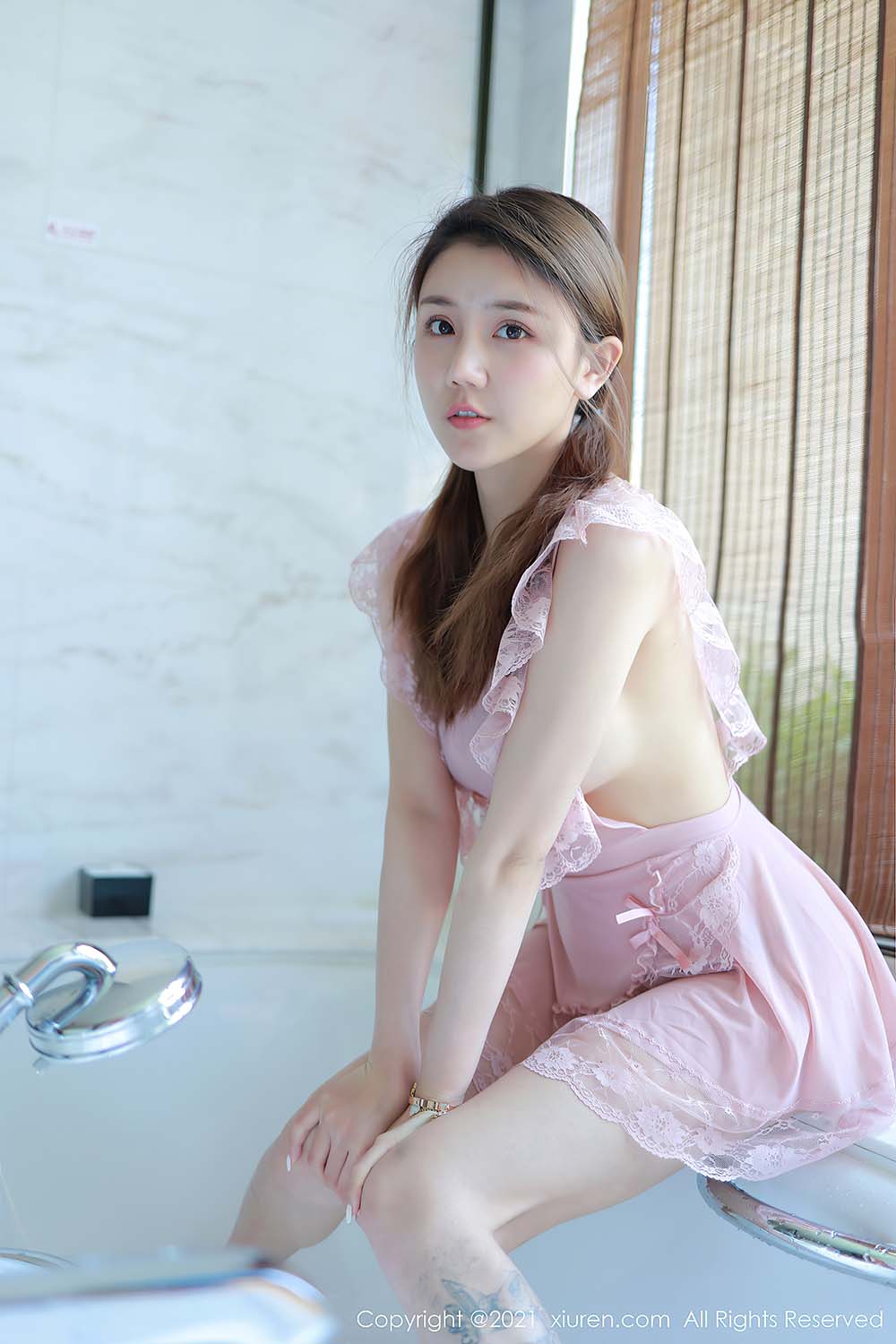 [Xiuren秀人网] NO.3611 夏西CiCi预览图 2