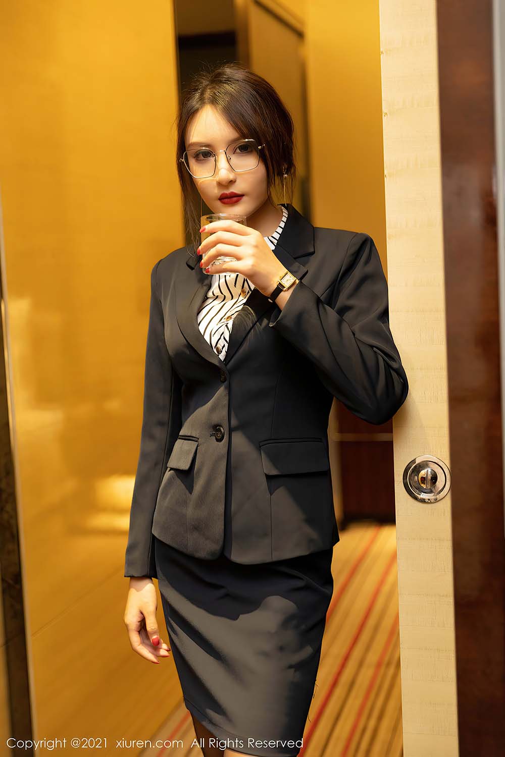 [Xiuren秀人网] NO.3269 Emily顾奈奈 模特合集预览图 2