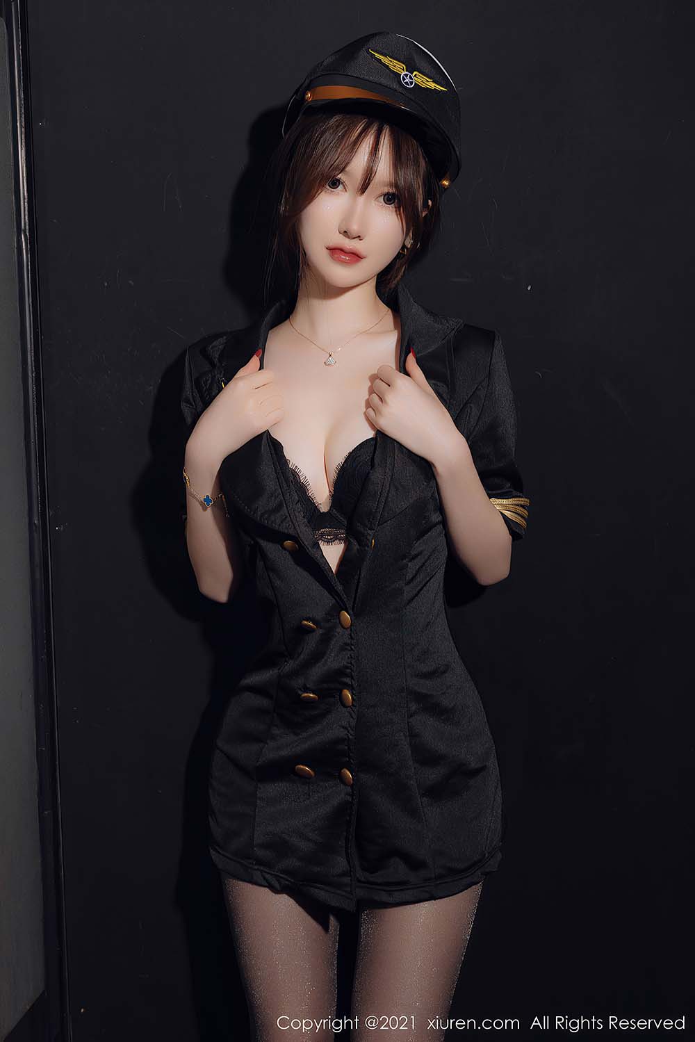 [Xiuren秀人网] NO.4355 黑色空军制服搭配黑丝 美桃酱