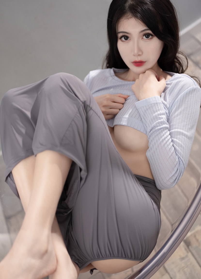 一米八的大梨子 – 尽情的迷上吧写真套图合集【持续更新中】预览图 4