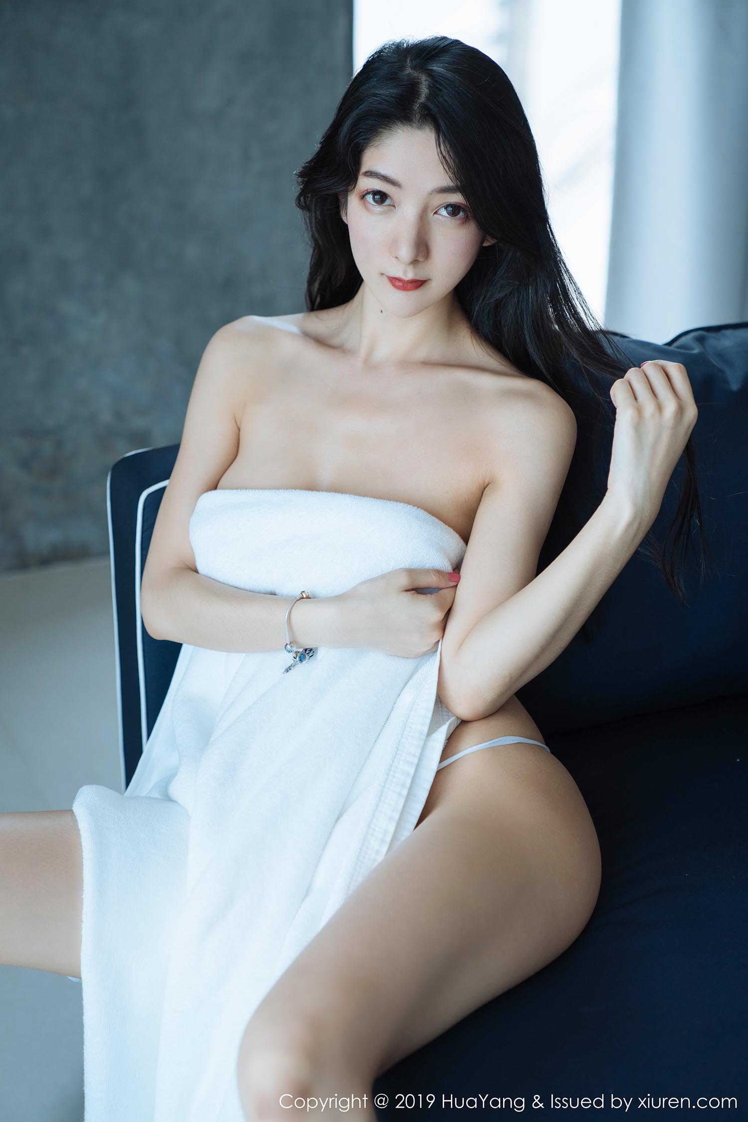 [HuaYang花漾show]HYG20190114VOL0108 VOL.108 Angela喜欢猫预览图 2