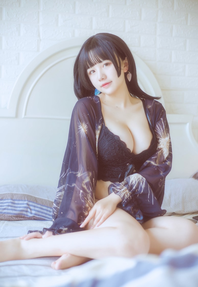 阿半今天很开心-写真套图合集【持续更新中】预览图 7 阿半今天很开心-写真套图合集【持续更新中】预览图 7