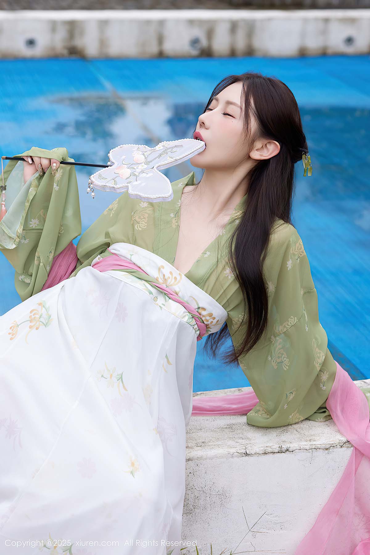 [Xiuren秀人网] NO.10834 尹甜甜sunny