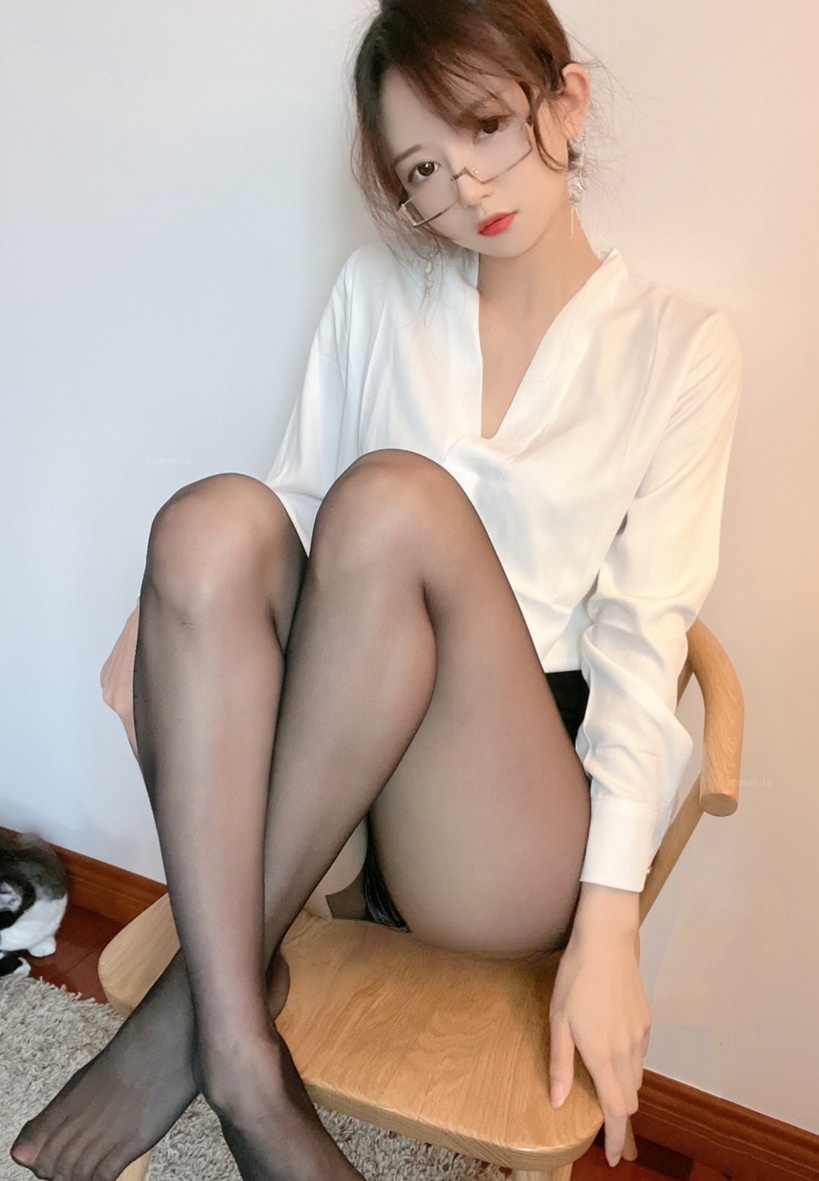 51酱 – NO.20 2023年01月真爱粉预览图 2 51酱 – NO.20 2023年01月真爱粉预览图 2