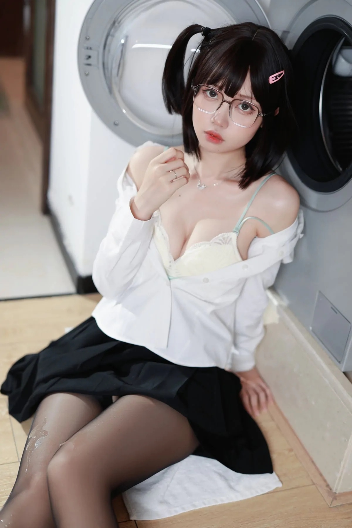 洛桑w伊梓COSPLAY写真作品合集&随包视频