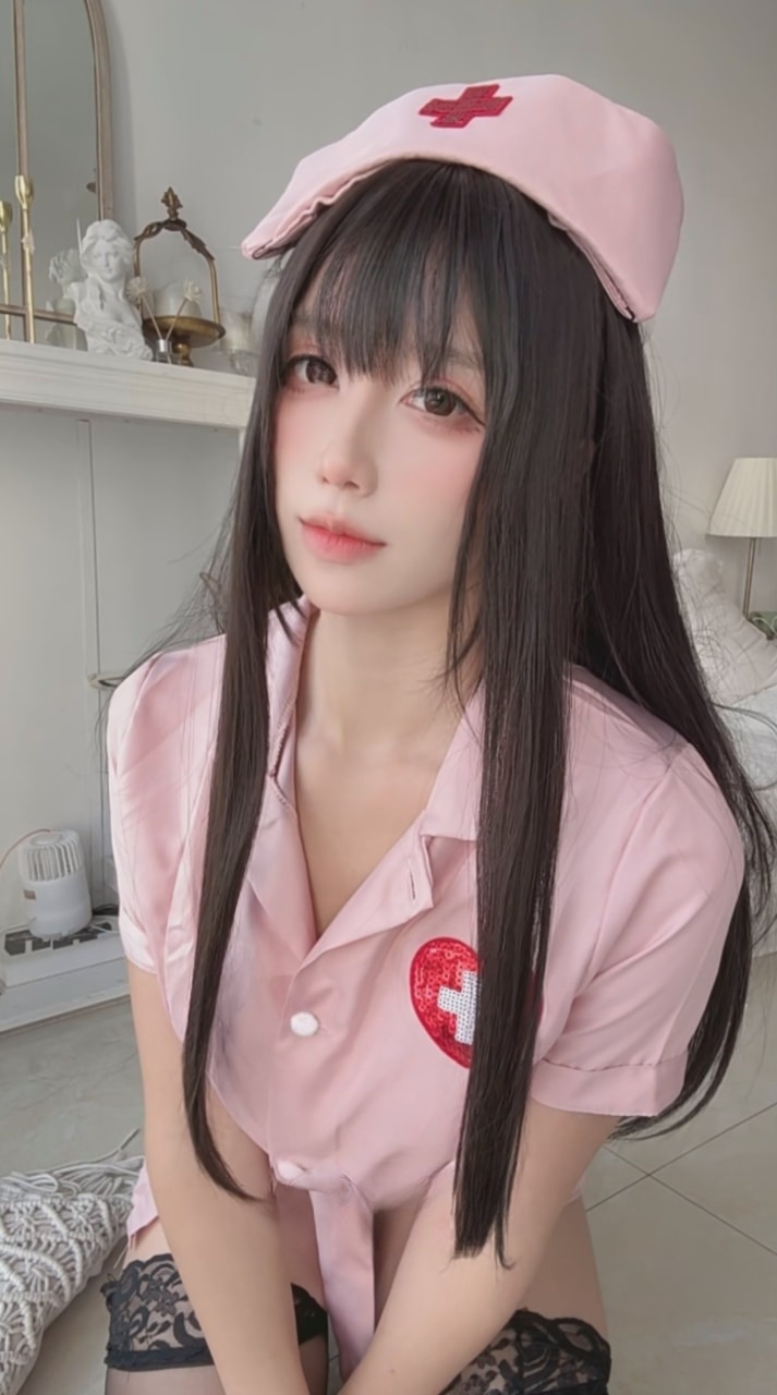 九曲Jean – 粉色护士预览图 1 九曲Jean – 粉色护士预览图 1