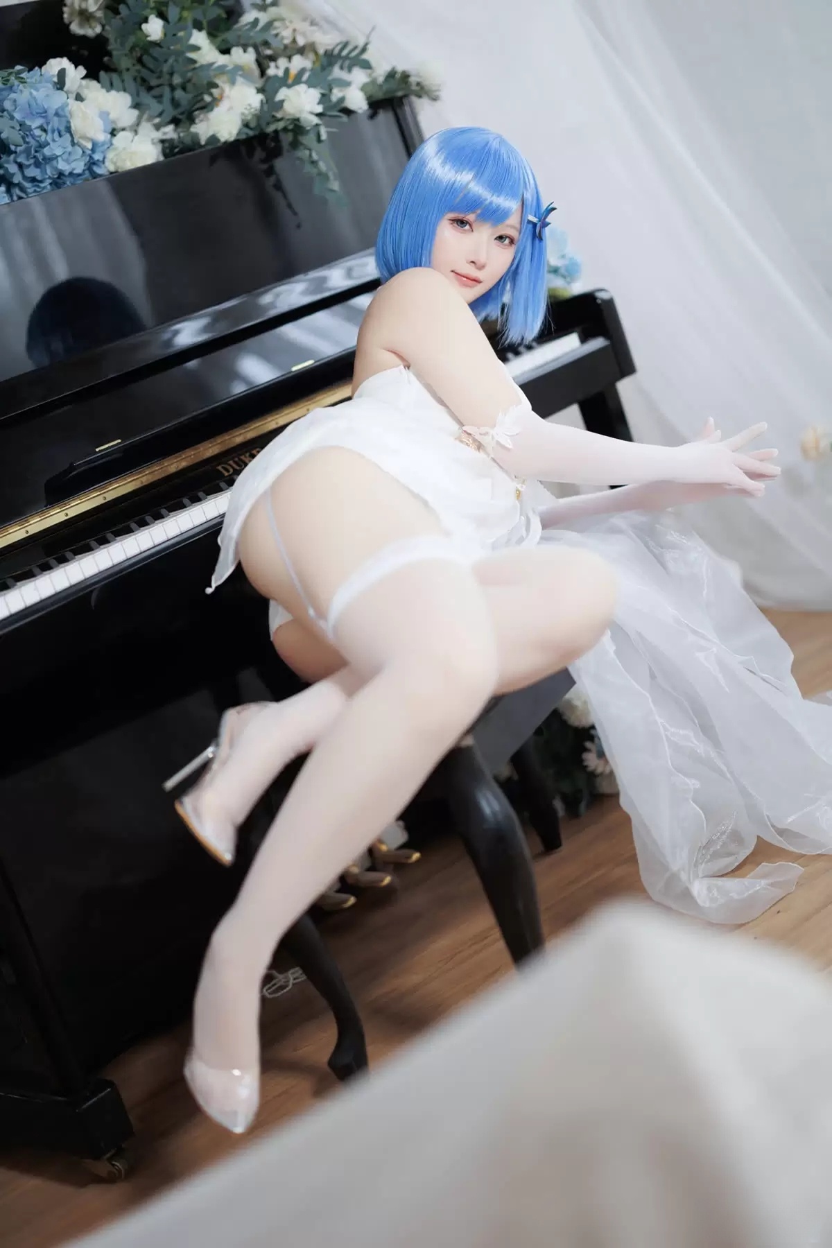 屿鱼COSPLAY写真作品合集预览图 1 屿鱼COSPLAY写真作品合集预览图 1