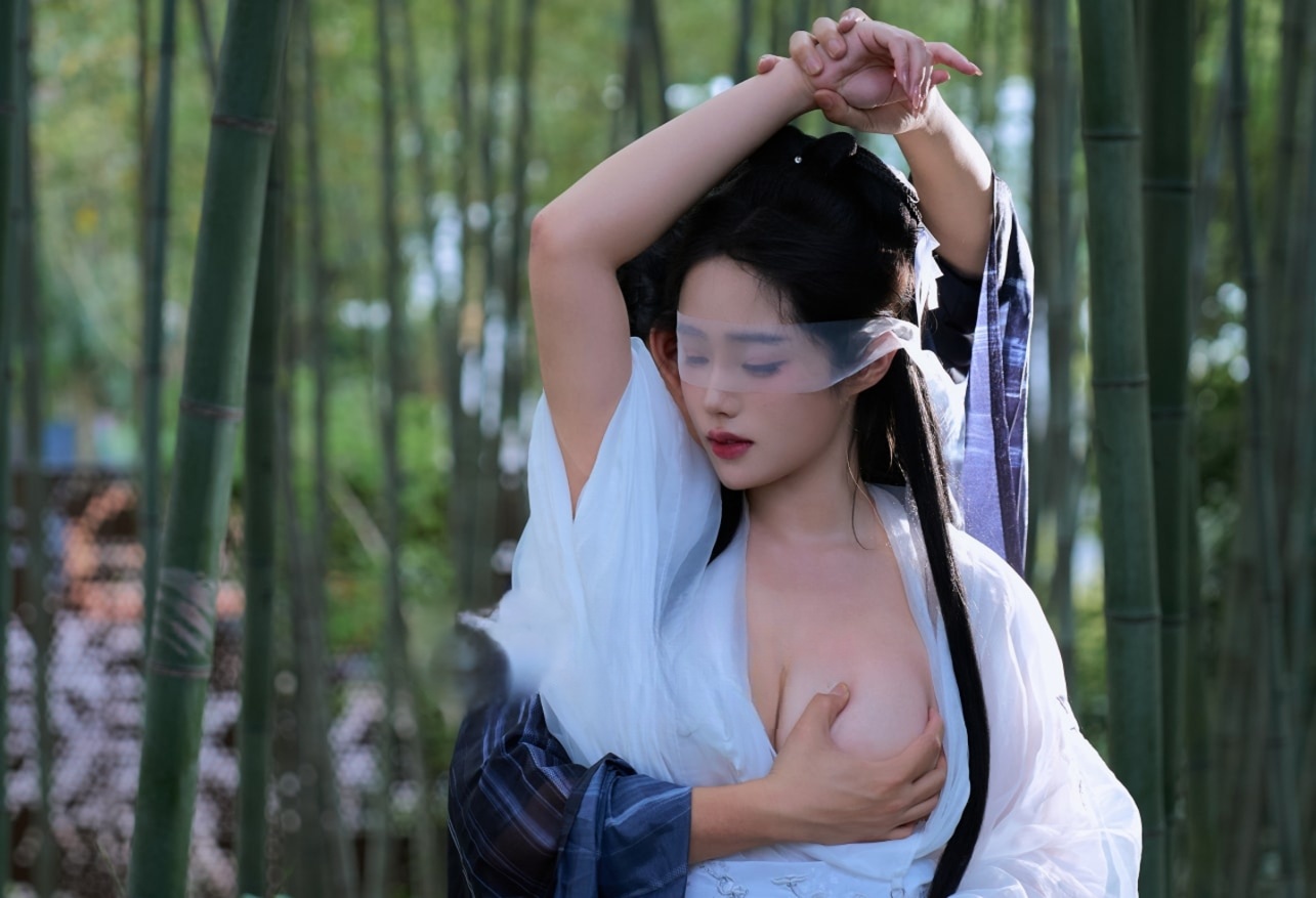 钛合金TiTi – 小龙女VS龙骑士